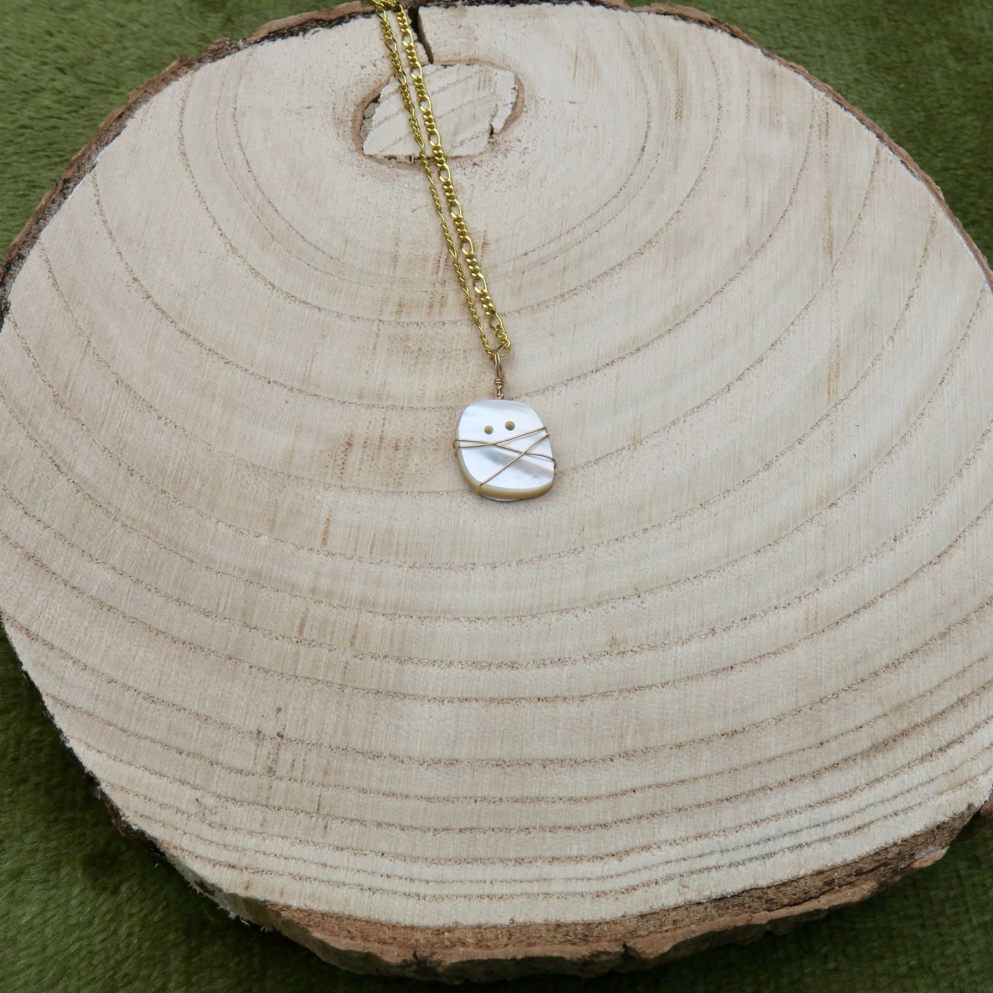 PEARL - Mother or Pearl Ghost Pendant